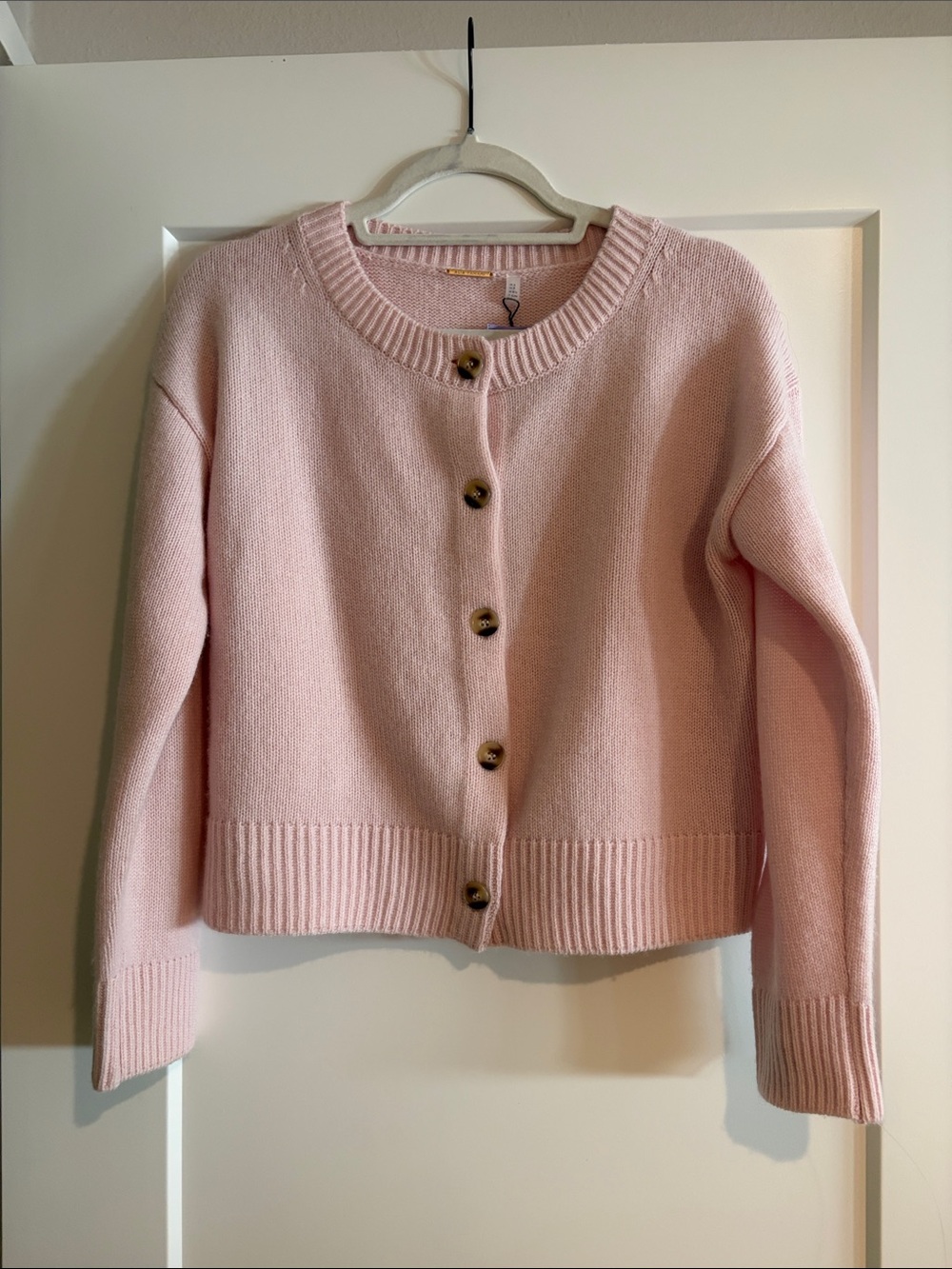 NWT Women’s Pink Button-Front Cashmere Cardigan Sweater